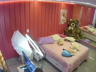 Casa Salsa Bedroom 5's Live Sex Cam Show