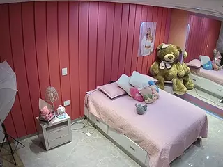 Casa Salsa Bedroom 5's Live Sex Cam Show