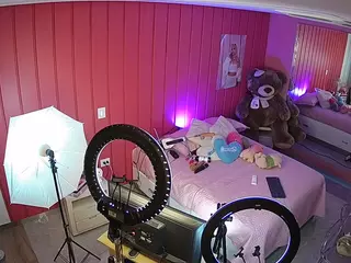 Casa Salsa Bedroom 5's Live Sex Cam Show