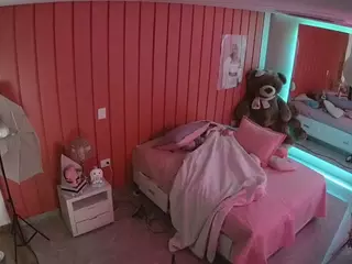 Casa Salsa Bedroom 5's Live Sex Cam Show