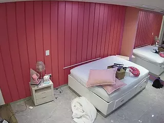Casa Salsa Bedroom 5's Live Sex Cam Show