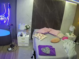 Casa Salsa Bedroom 6's Live Sex Cam Show
