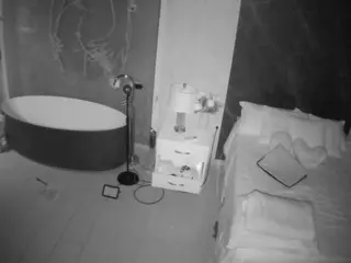 Casa Salsa Bedroom 6's Live Sex Cam Show