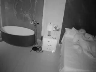 Casa Salsa Bedroom 6's Live Sex Cam Show