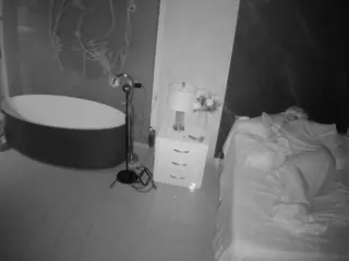 Casa Salsa Bedroom 6's Live Sex Cam Show