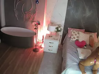Casa Salsa Bedroom 6's Live Sex Cam Show