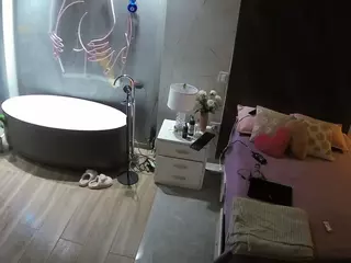 Casa Salsa Bedroom 6's Live Sex Cam Show