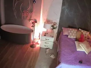 Casa Salsa Bedroom 6's Live Sex Cam Show