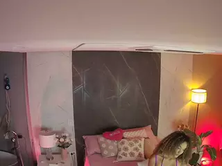 Casa Salsa Bedroom 6's Live Sex Cam Show