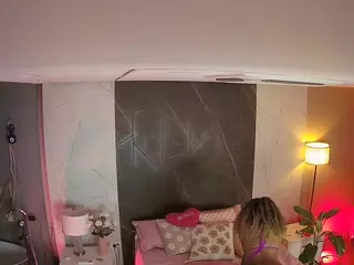 Casa Salsa Bedroom 6's Live Sex Cam Show