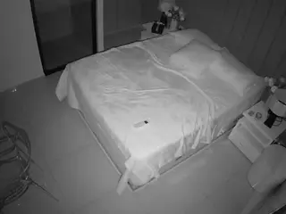 Casa Salsa Bedroom 7's Live Sex Cam Show