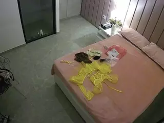 Casa Salsa Bedroom 7's Live Sex Cam Show