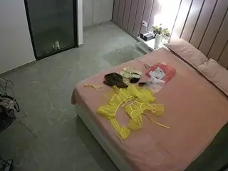 Casa Salsa Bedroom 7's Live Sex Cam Show