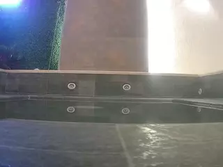 voyeurcam casa salsa hottub's Live Sex Cam Show