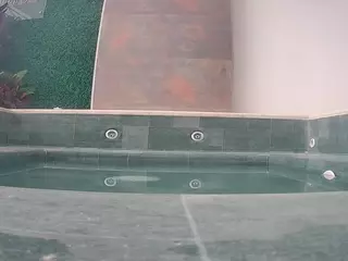 voyeurcam casa salsa hottub's Live Sex Cam Show