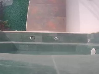 voyeurcam casa salsa hottub's Live Sex Cam Show
