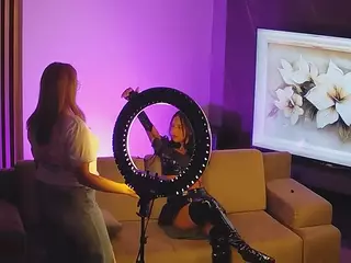Casa Salsa Kitchen's Live Sex Cam Show