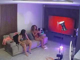 Casa Salsa Kitchen's Live Sex Cam Show