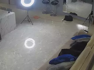 Casa Salsa Parlor's Live Sex Cam Show