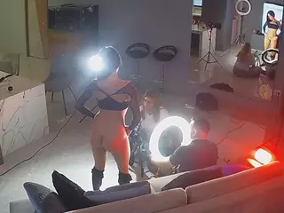 Casa Salsa Parlor's Live Sex Cam Show