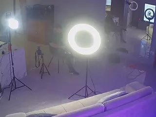 Casa Salsa Parlor's Live Sex Cam Show