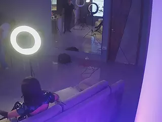 Casa Salsa Parlor's Live Sex Cam Show