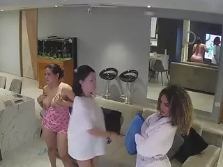 Casa Salsa Parlor's Live Sex Cam Show