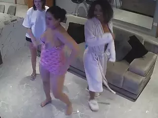Casa Salsa Parlor's Live Sex Cam Show