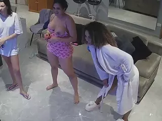 Casa Salsa Parlor's Live Sex Cam Show