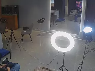 Casa Salsa Parlor's Live Sex Cam Show