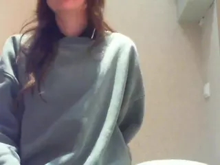 ohmygodnesss's Live Sex Cam Show