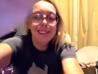 Hippiechick520's Live Sex Cam Show