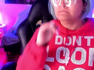 lucky-leah's Live Sex Cam Show