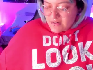 lucky-leah's Live Sex Cam Show