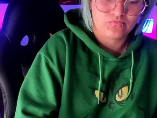 lucky-leah's Live Sex Cam Show