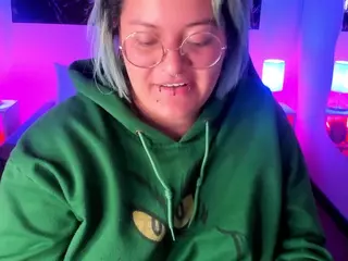 lucky-leah's Live Sex Cam Show