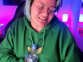 lucky-leah's Live Sex Cam Show