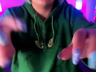 lucky-leah's Live Sex Cam Show