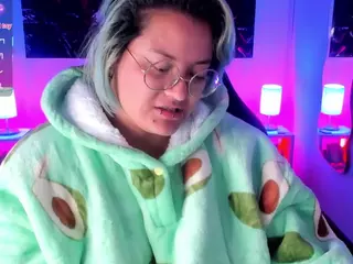 lucky-leah's Live Sex Cam Show