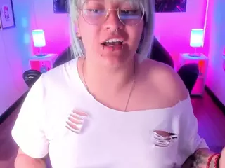 lucky-leah's Live Sex Cam Show