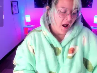 lucky-leah's Live Sex Cam Show