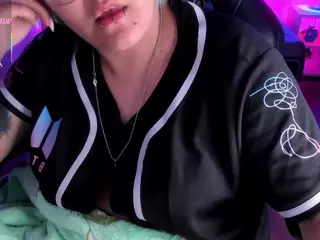 lucky-leah's Live Sex Cam Show