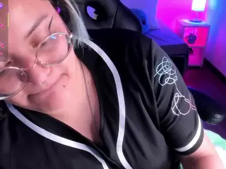 lucky-leah's Live Sex Cam Show