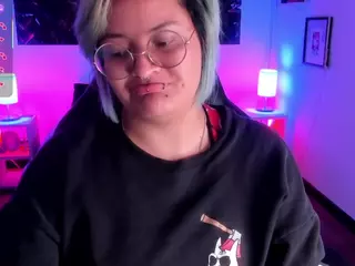 lucky-leah's Live Sex Cam Show