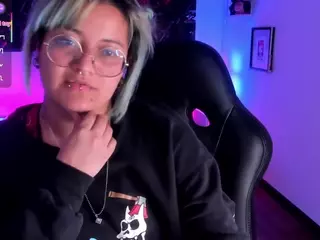 lucky-leah's Live Sex Cam Show