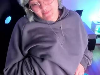 lucky-leah's Live Sex Cam Show