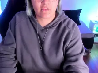 lucky-leah's Live Sex Cam Show