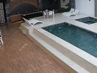 voyeurcam casa salsa gym's Live Sex Cam Show