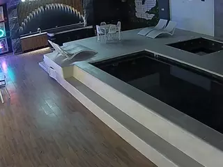 voyeurcam casa salsa gym's Live Sex Cam Show
