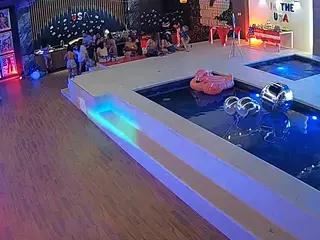 voyeurcam casa salsa gym's Live Sex Cam Show
